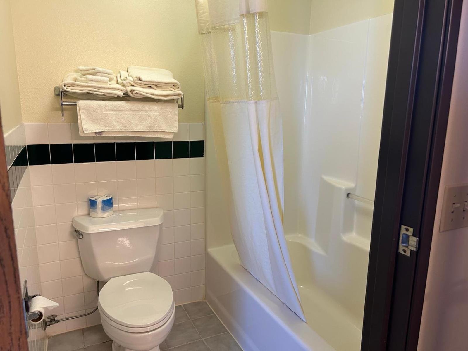 Northwoods Inn & Suites - Blackduck Esterno foto